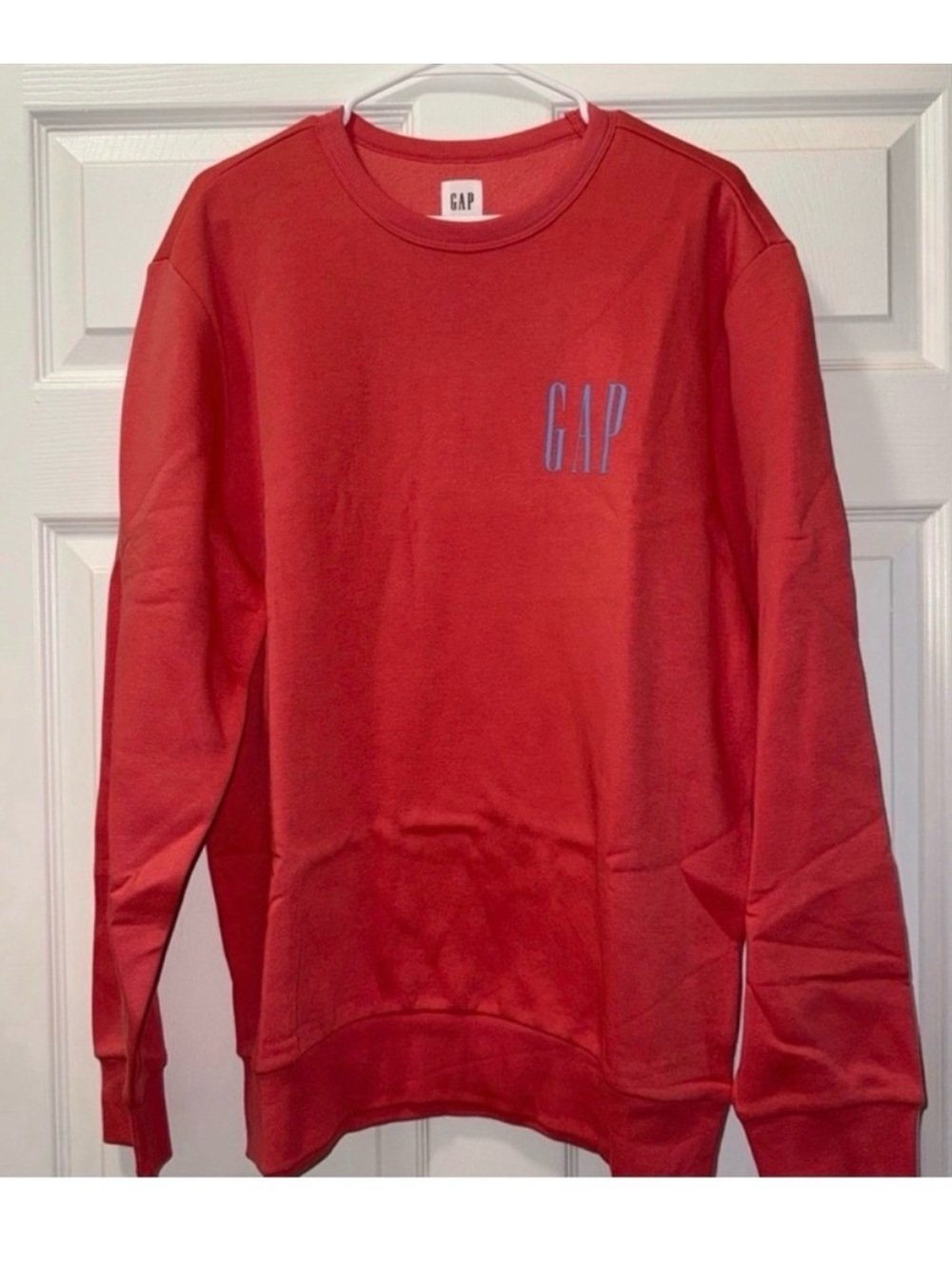 GAP Men's Coral-Pink Crewneck Sweatshirt - Picture 5 of 8
